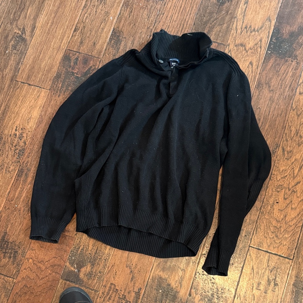 GAP Men's Classic Black Turtleneck Sweater